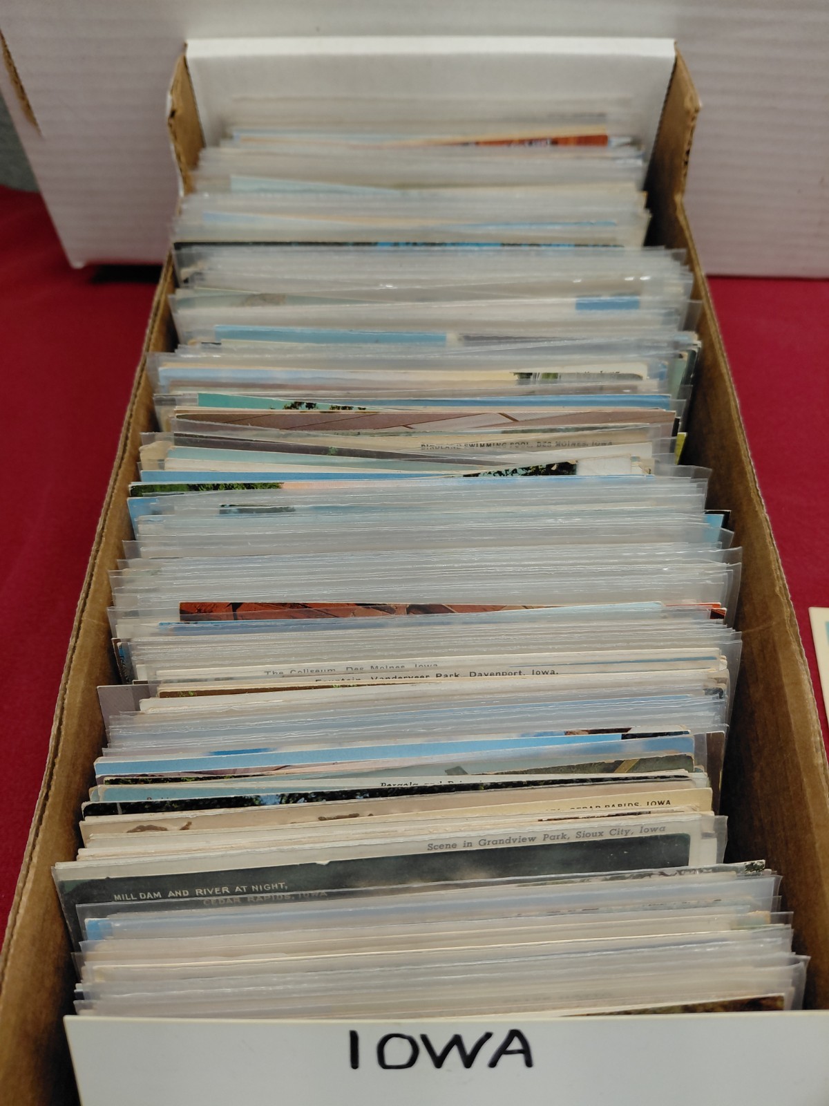 Iowa Postcard Collection Lot of 670 Chrome Linen printed postcards state