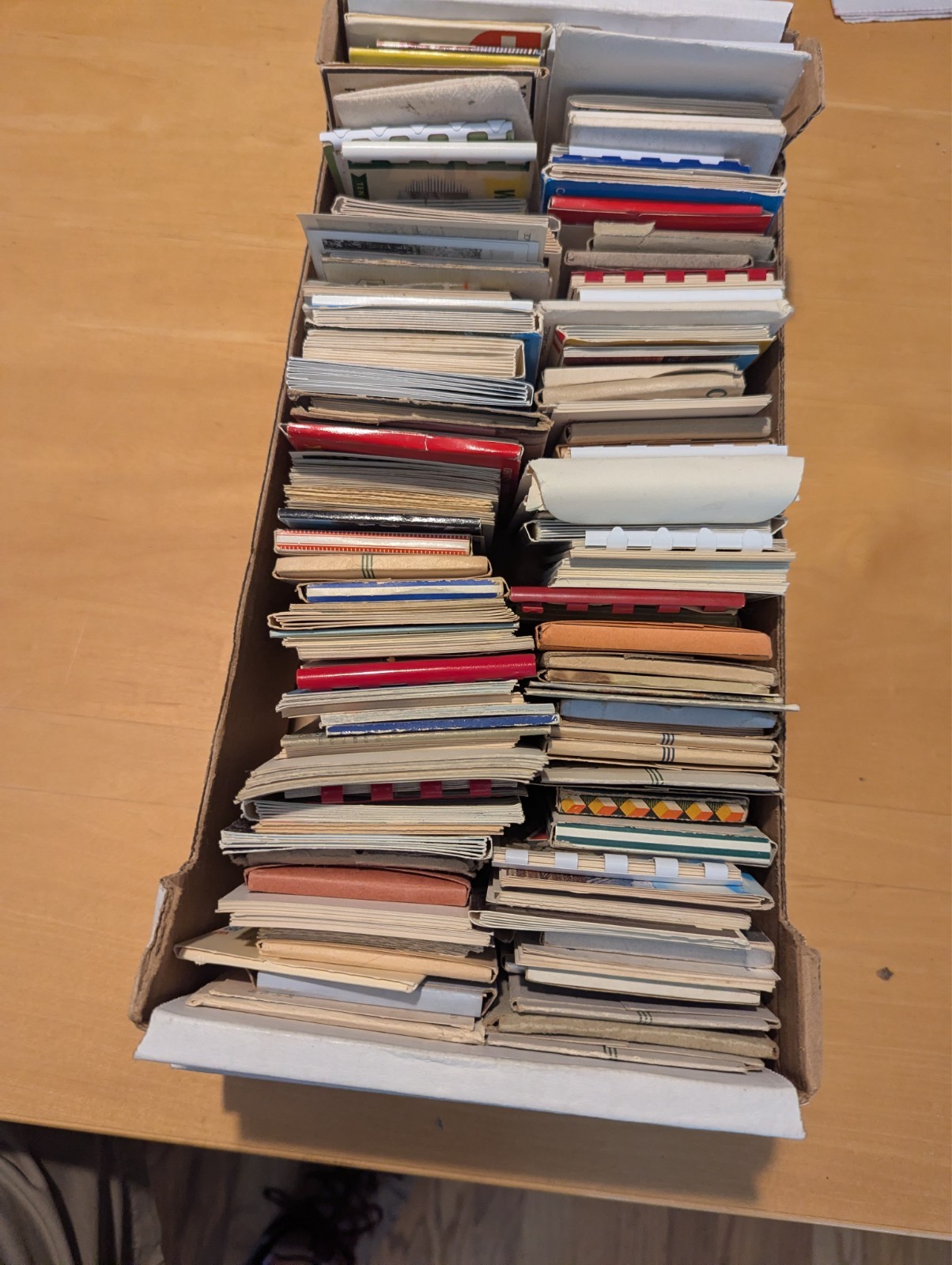 Large Lot 150 Vintage US-Foreign Mini Souvenir Booklets, Photos, Mini Postcards