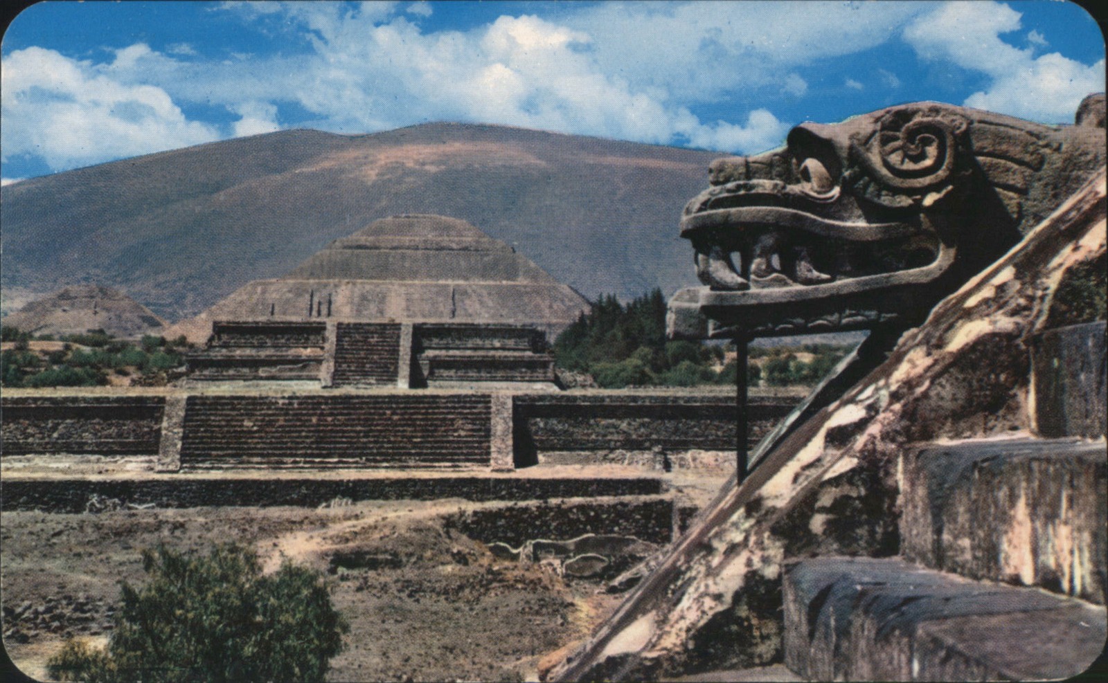 San Juan Teotihuacan, Mexico Teotihuacan Pyramids & Temple of Quetzalcoatl