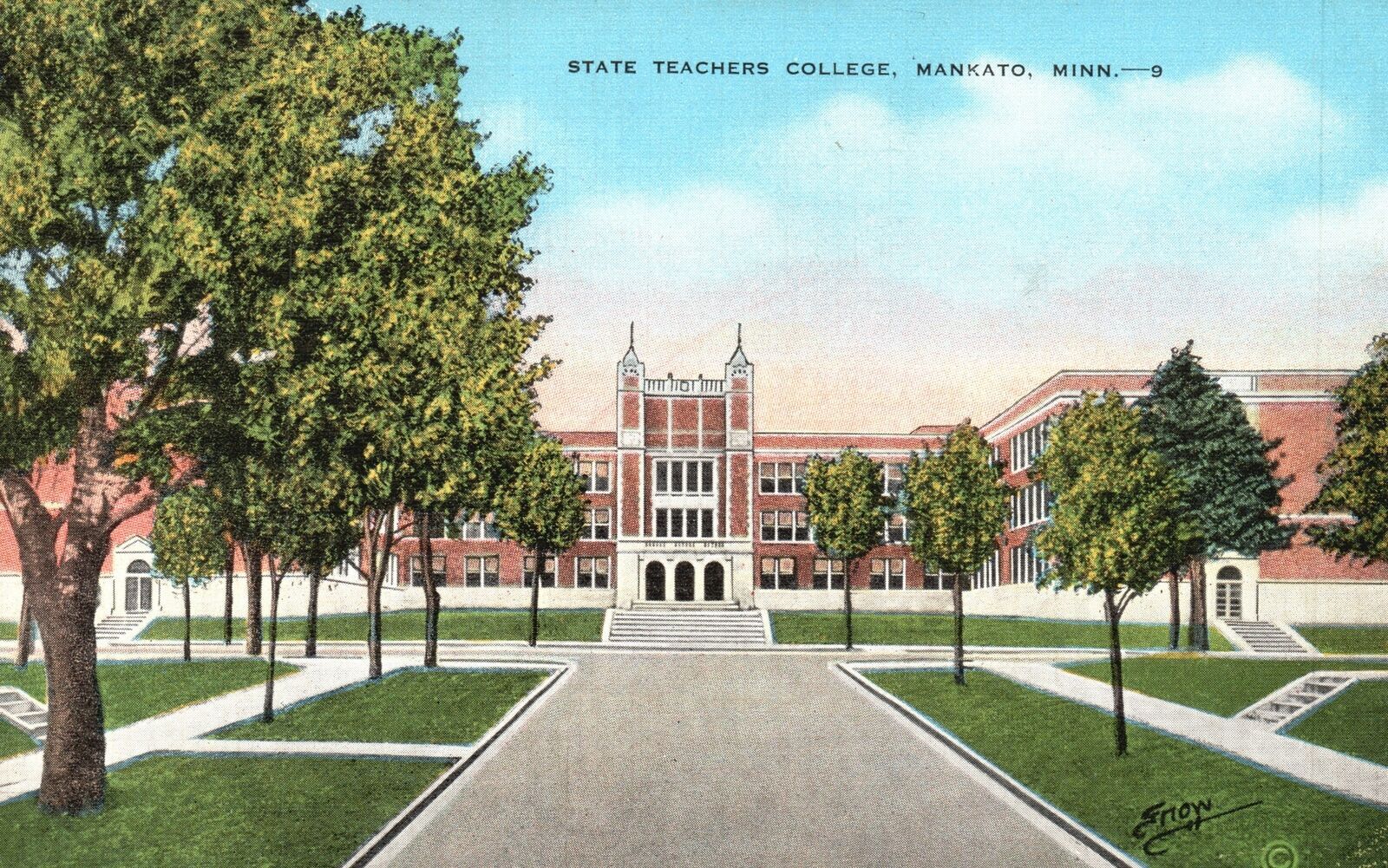 State Teachers College Building Mankato Minnesota MN Vintage Postcard 1945