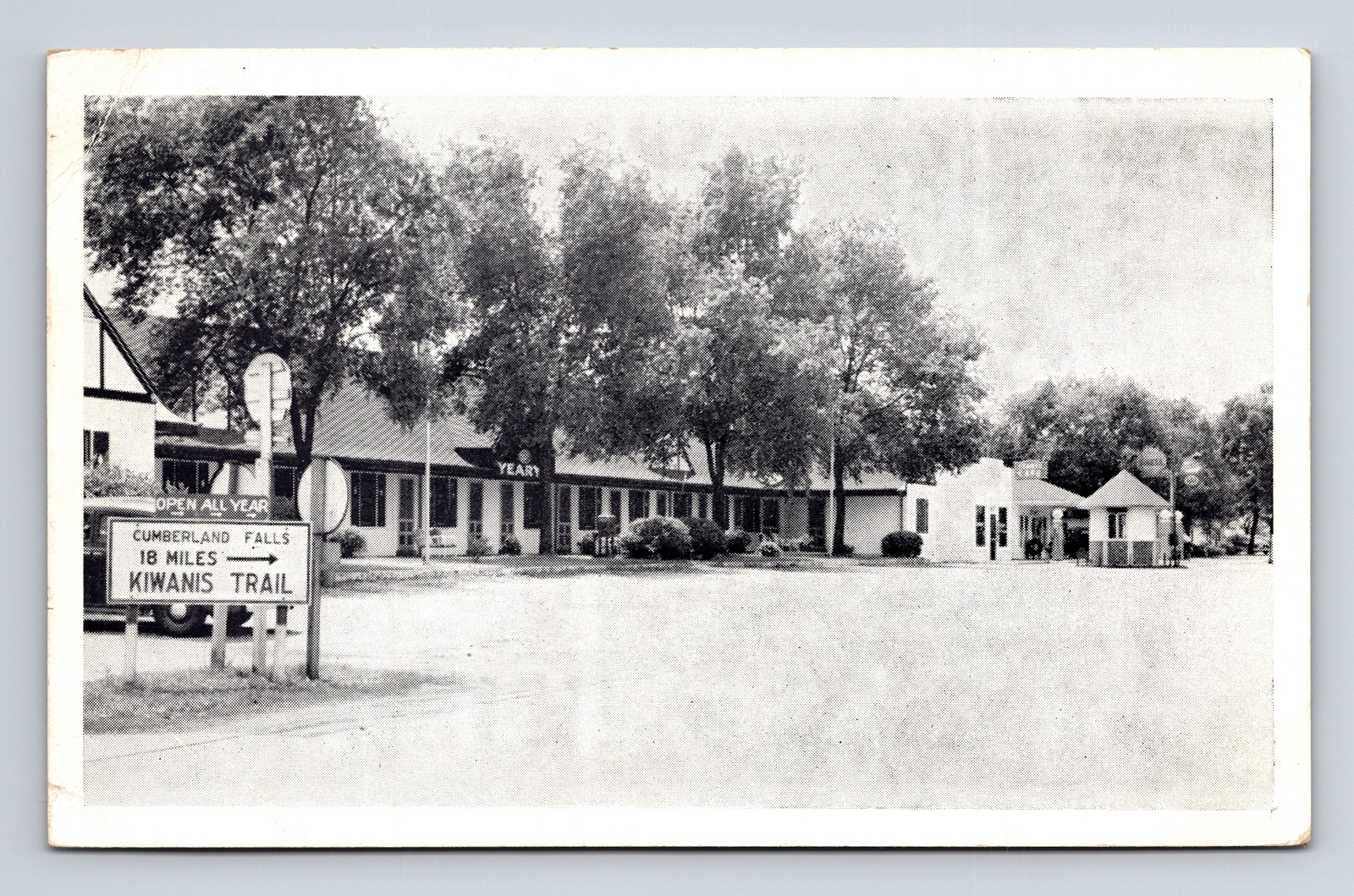 Yeary’s Tourist Court Gas Service Station & Café Restaurant Corbin KY Postcard