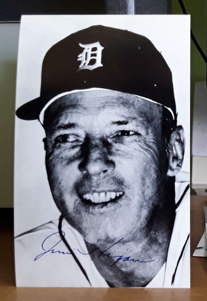 Jim Hegan Coach Detroit Tigers Team Issued Vintage 1970s Baseball Postcard EX+