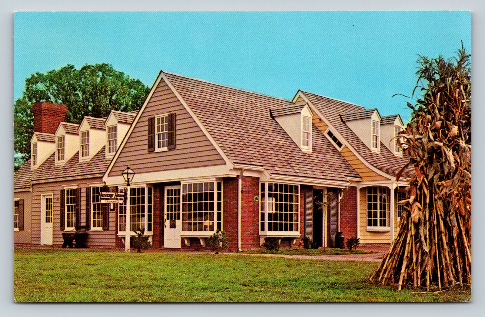 Turntable Junction, Borough Of Flemington New Jersey VINTAGE Postcard