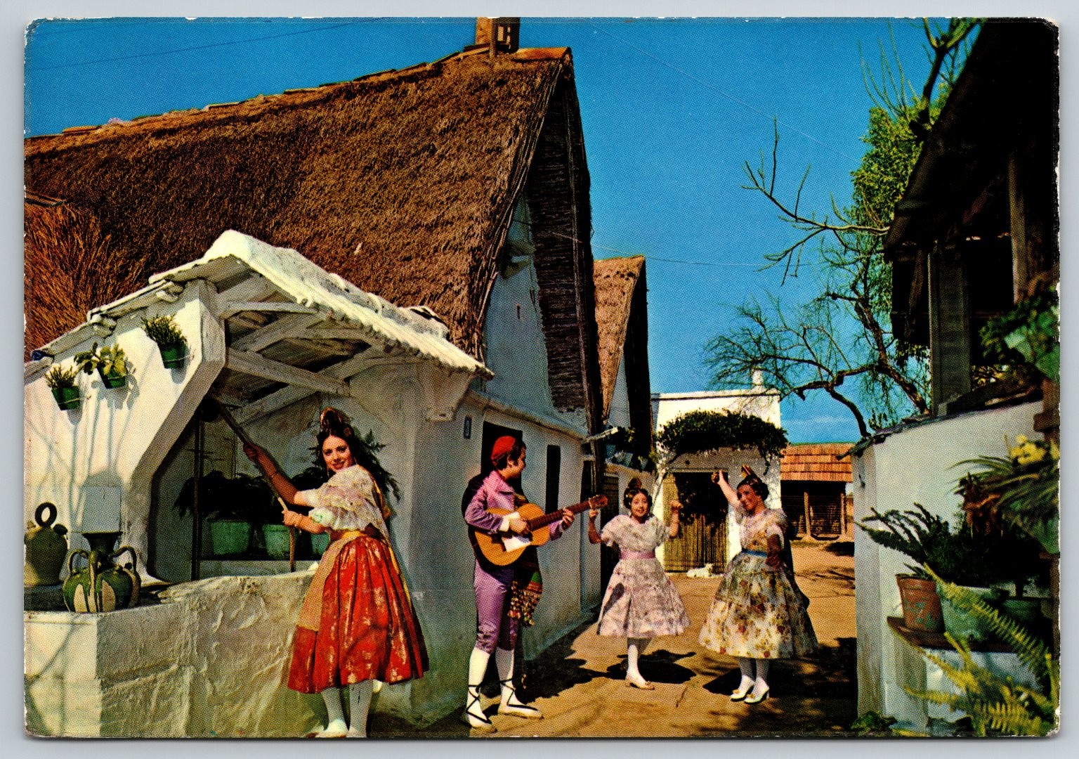 Vintage Photochrome Postcard Valencia Spain Traditional Costumes Litho