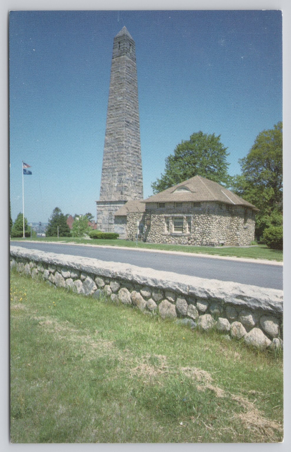 Groton Monument Connecticut Photochrome Postcard 1939-Now Historic