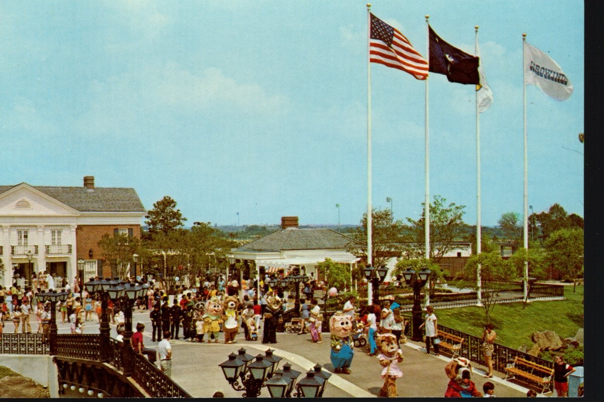 Vintage Postcard- Animal Parade Carolina State Line Court of the Carolinas