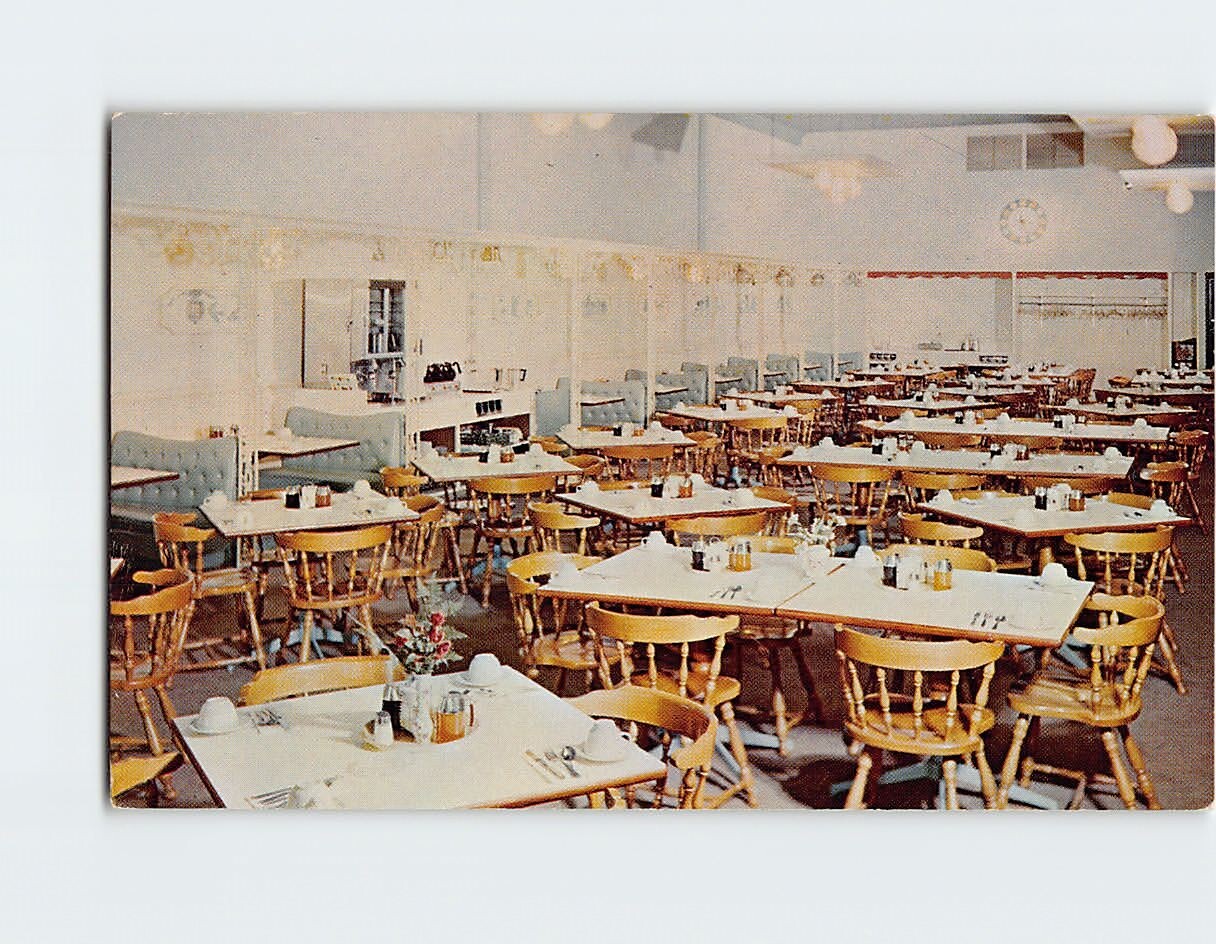 Postcard Interior of Perkin’s Pancake House St. Paul Minnesota USA