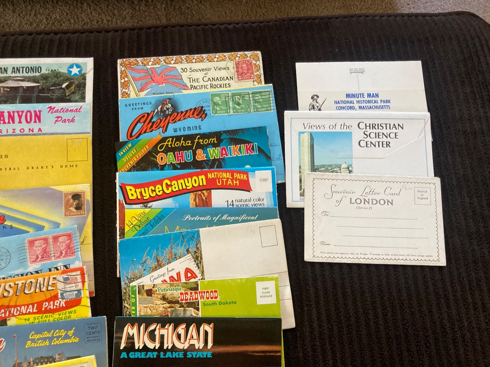 Lot of 120 Souvenir Folders Photo Booklets Postcards