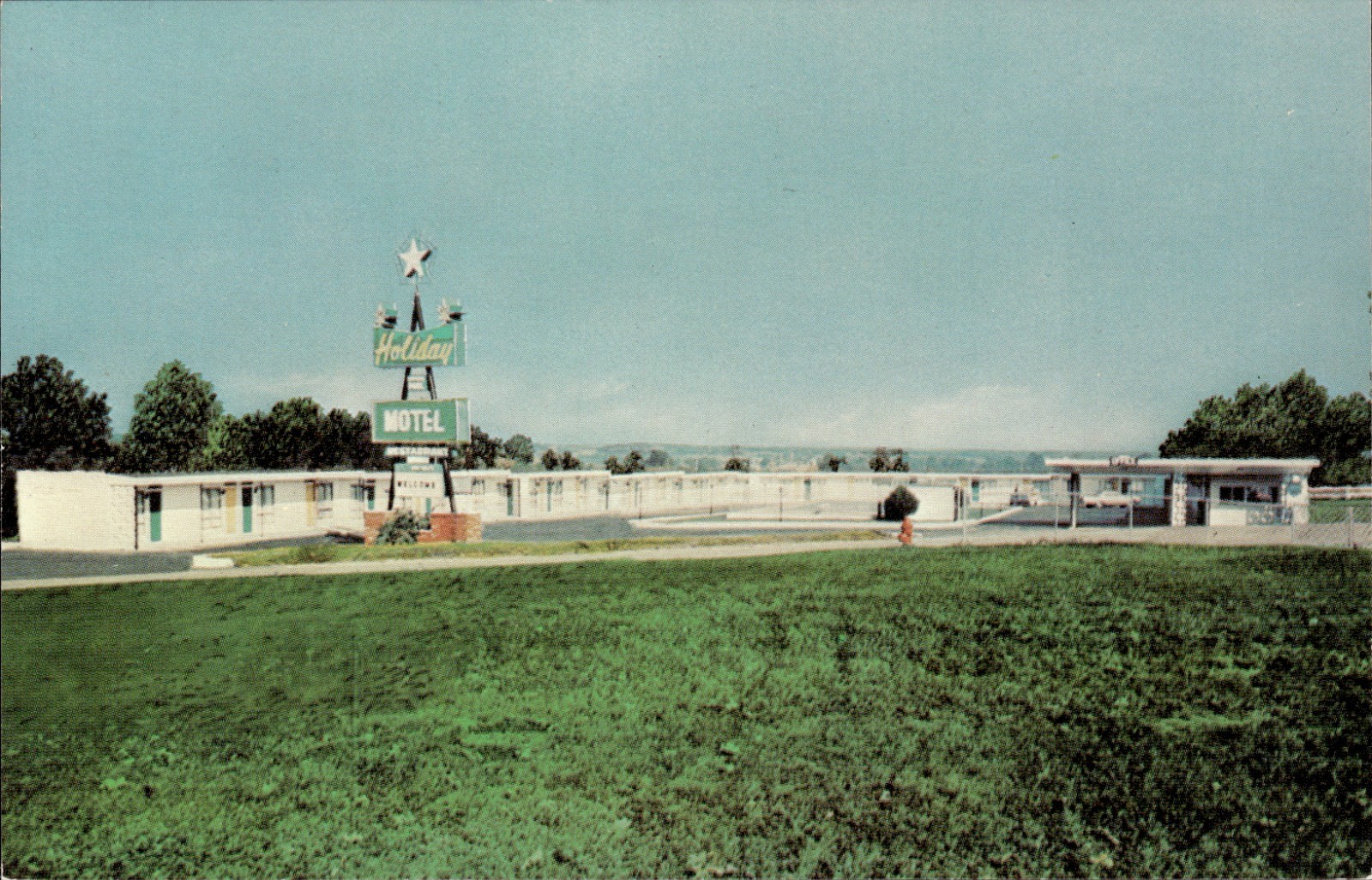 Friendship Inn Holiday Motel Lebanon Missouri Route 66 Postcard