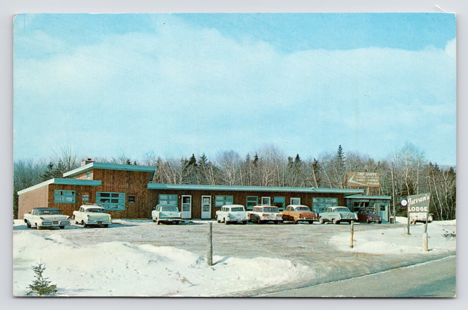 Istvan’s Lodge Motel Restaurant Mount Snow West Dover Vermont VT Postcard c1950s