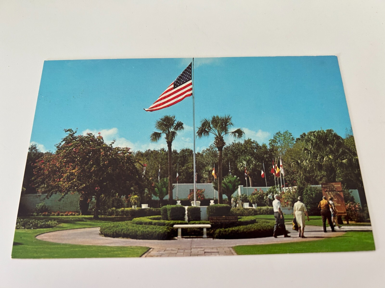Masterpiece Gardens Lake Wales Florida Postcard