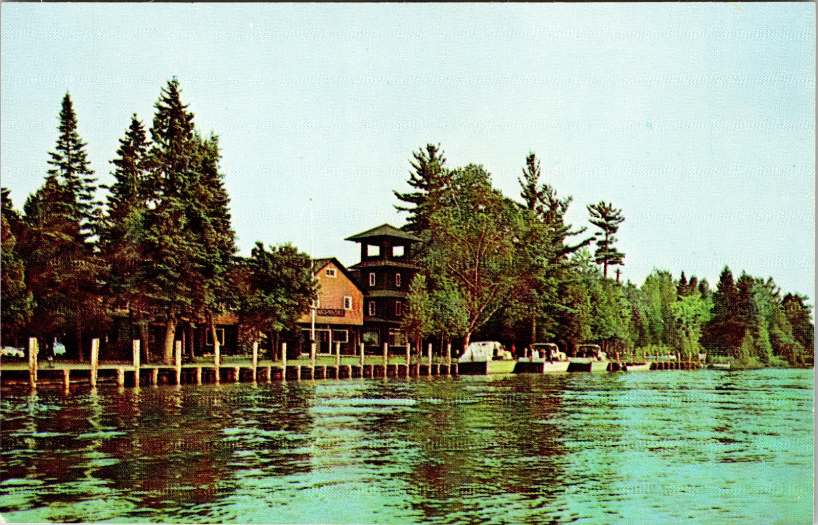 Postcard Hack-Ma-Tack Inn – Cheboygan River at Mullet Lake – Michigan