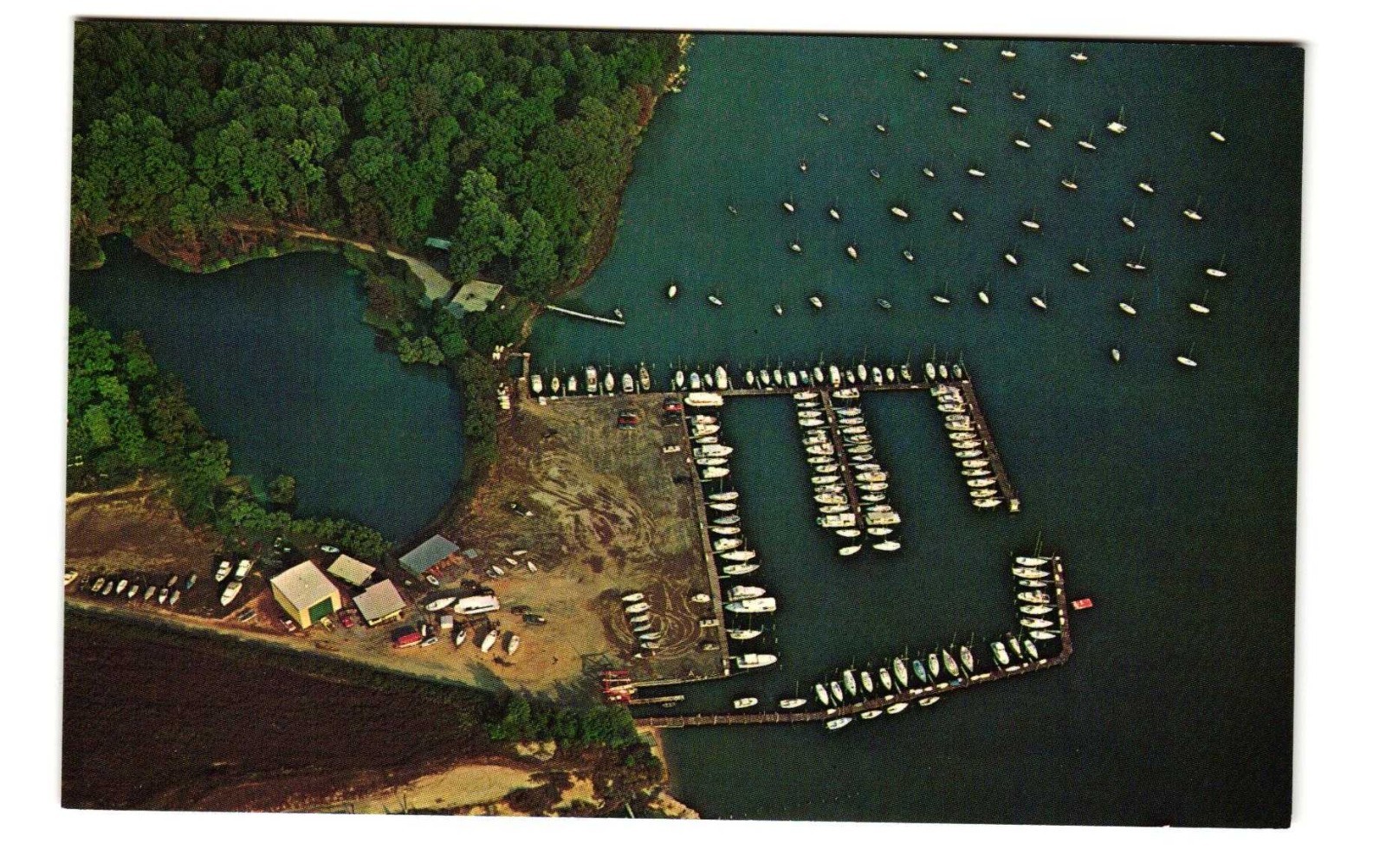 Bohemia Vista Yacht Basin vintage postcard Unposted